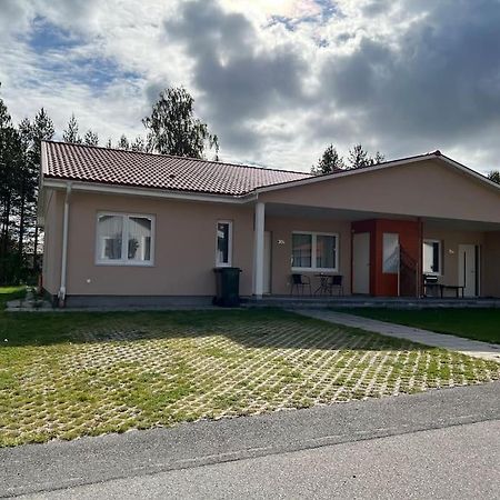 Beautiful Terraced House With Private Parking Villa Sandviken Bagian luar foto